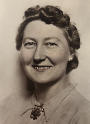 Guhryová, Olga, 1896- - foto